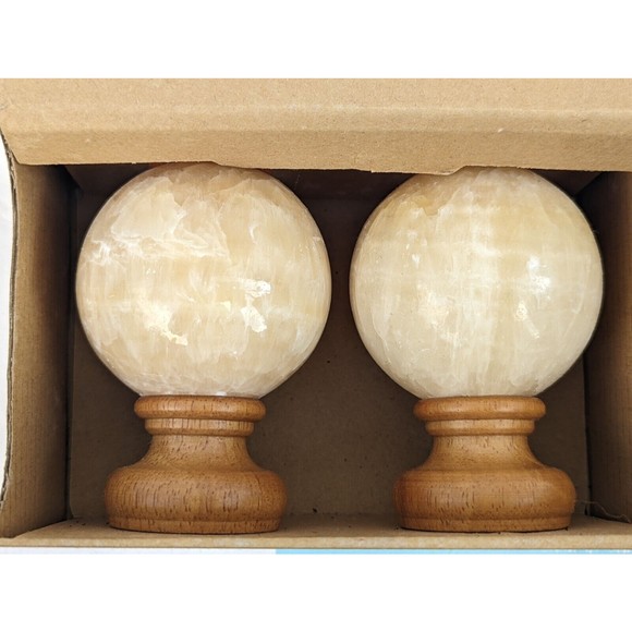 New Martha Stewart Marble Ball Finials Heritage Oak Finish 1-3/8" 718936 Cream - Picture 2 of 3